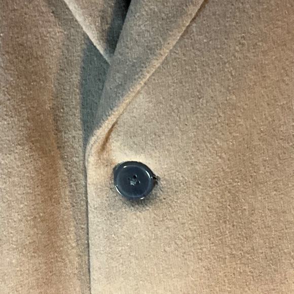Calvin Klein slim fit wool overcoat.  Camel color.  Size 42S - Picture 2 of 7